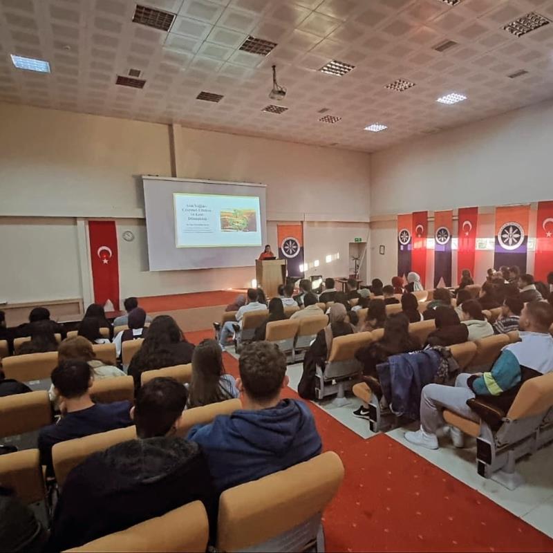 Gastronomi Söyleşileri I / Dr. Öğr. Üyesi Bilge SAYIN "Atık Yağlar: Çevresel Etkileri ve Geri Dönüşümü" 